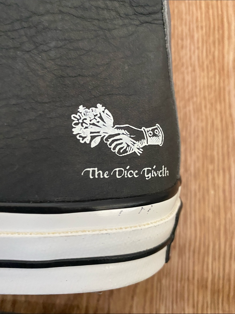 Converse dungeons & Dragons lace up leather upper sneakers women’s size 6 - Picture 10 of 11